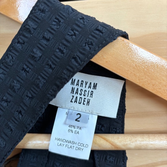 backless crop top MNZ - Picture 2 of 3